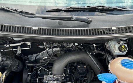 Volkswagen Multivan T5, 2012 год, 2 500 000 рублей, 10 фотография