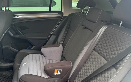 Volkswagen Tiguan II, 2018 год, 2 820 000 рублей, 8 фотография