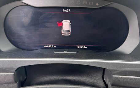 Volkswagen Tiguan II, 2018 год, 2 820 000 рублей, 7 фотография