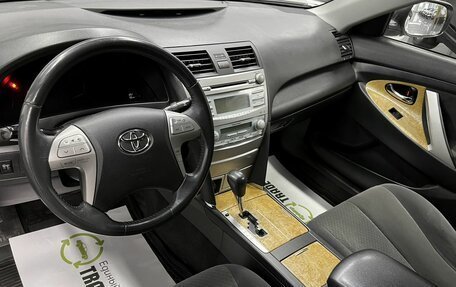Toyota Camry, 2006 год, 1 045 000 рублей, 9 фотография