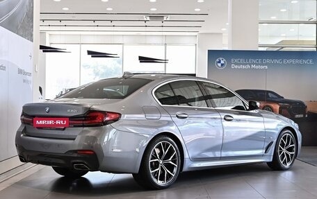 BMW 5 серия, 2024 год, 5 000 013 рублей, 4 фотография