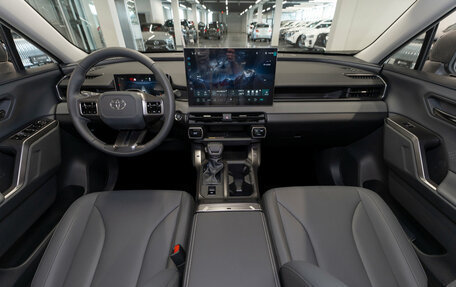 Toyota RAV4, 2026 год, 4 550 000 рублей, 8 фотография