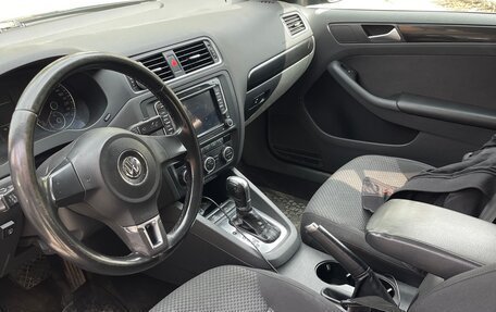 Volkswagen Jetta VI, 2013 год, 630 000 рублей, 8 фотография