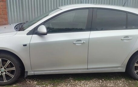 Chevrolet Cruze II, 2012 год, 655 000 рублей, 3 фотография