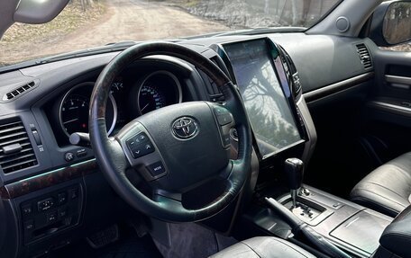 Toyota Land Cruiser 200, 2011 год, 4 100 000 рублей, 8 фотография