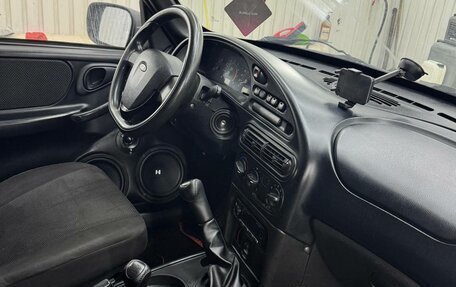 Chevrolet Niva I рестайлинг, 2011 год, 380 000 рублей, 4 фотография