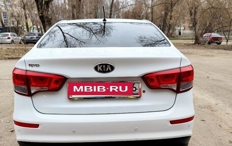 KIA Rio III рестайлинг, 2015 год, 920 000 рублей, 2 фотография