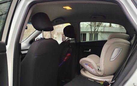 KIA Rio III рестайлинг, 2015 год, 920 000 рублей, 12 фотография