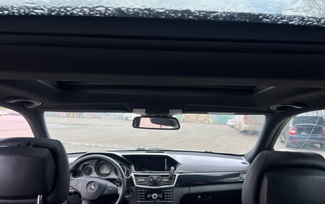 Mercedes-Benz E-Класс, 2011 год, 1 550 000 рублей, 5 фотография