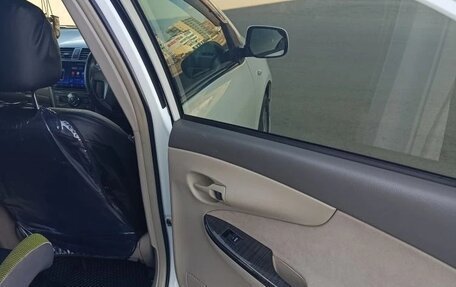 Toyota Corolla, 2010 год, 950 000 рублей, 18 фотография