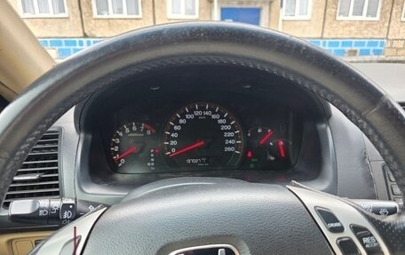 Honda Accord VII рестайлинг, 2004 год, 600 000 рублей, 7 фотография