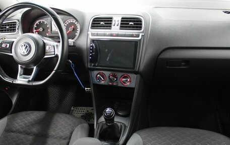 Volkswagen Polo VI (EU Market), 2018 год, 1 350 000 рублей, 19 фотография