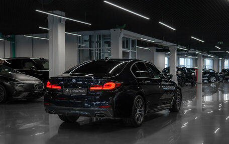 BMW 5 серия, 2021 год, 5 100 000 рублей, 5 фотография