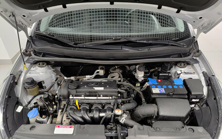 Hyundai Solaris II рестайлинг, 2015 год, 979 000 рублей, 11 фотография