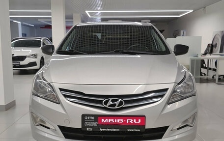 Hyundai Solaris II рестайлинг, 2015 год, 979 000 рублей, 2 фотография