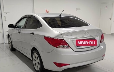 Hyundai Solaris II рестайлинг, 2015 год, 979 000 рублей, 8 фотография