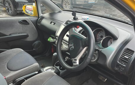 Honda Fit III, 2007 год, 600 000 рублей, 9 фотография