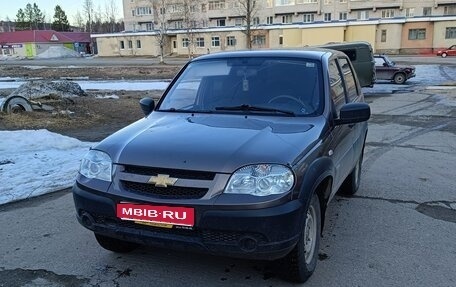 Chevrolet Niva I рестайлинг, 2013 год, 580 000 рублей, 1 фотография