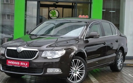 Skoda Superb III рестайлинг, 2013 год, 1 375 000 рублей, 1 фотография