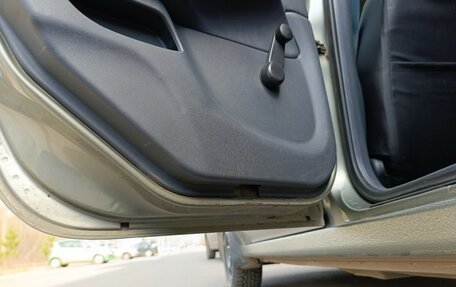 Nissan Almera, 2005 год, 315 000 рублей, 10 фотография