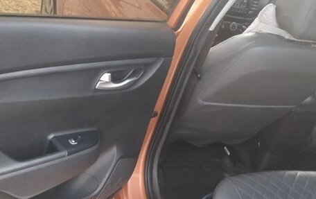 KIA Rio IV, 2017 год, 700 000 рублей, 3 фотография