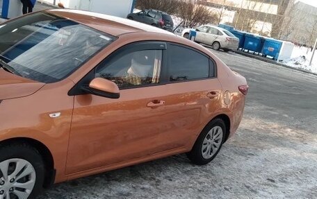 KIA Rio IV, 2017 год, 700 000 рублей, 4 фотография