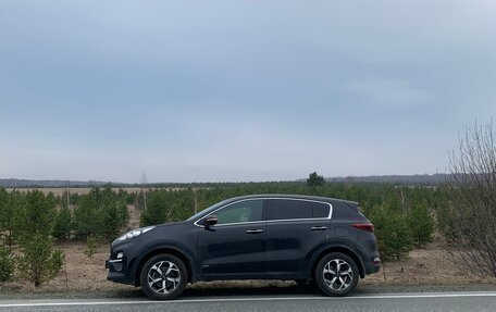 KIA Sportage IV рестайлинг, 2018 год, 2 100 000 рублей, 3 фотография