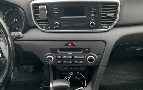 KIA Sportage IV рестайлинг, 2018 год, 2 100 000 рублей, 37 фотография