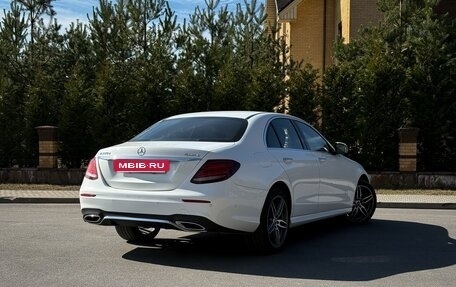 Mercedes-Benz E-Класс, 2019 год, 2 970 000 рублей, 6 фотография