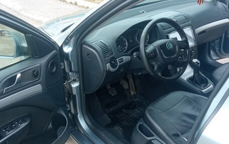 Skoda Octavia, 2011 год, 900 000 рублей, 9 фотография