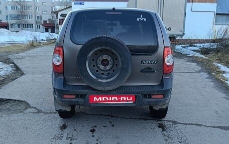 Chevrolet Niva I рестайлинг, 2013 год, 580 000 рублей, 4 фотография