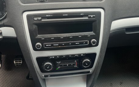 Skoda Octavia, 2011 год, 750 000 рублей, 8 фотография