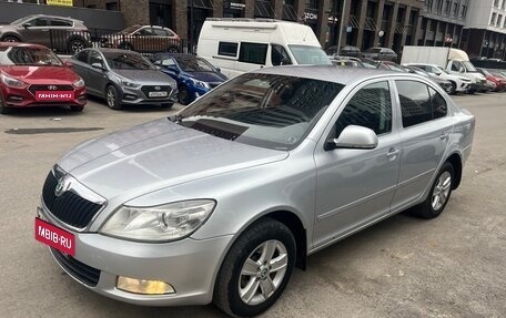 Skoda Octavia, 2011 год, 750 000 рублей, 2 фотография