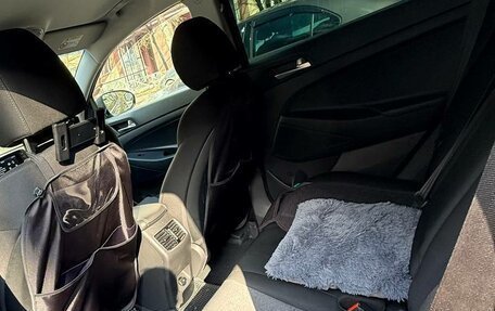 Hyundai Tucson III, 2018 год, 1 800 000 рублей, 4 фотография