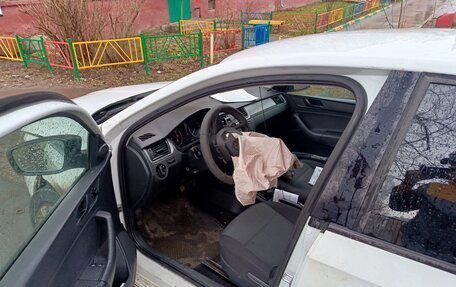 Skoda Rapid I, 2016 год, 200 000 рублей, 6 фотография