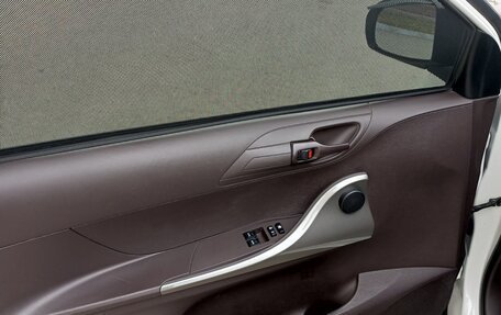 Toyota iQ, 2009 год, 1 050 000 рублей, 15 фотография