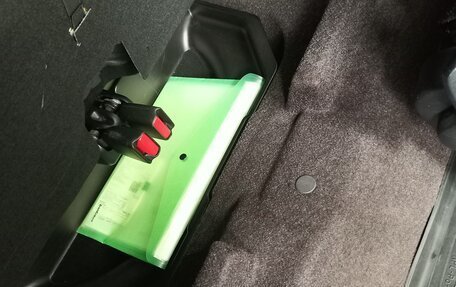 Toyota iQ, 2009 год, 1 050 000 рублей, 23 фотография