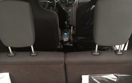 Toyota iQ, 2009 год, 1 050 000 рублей, 24 фотография