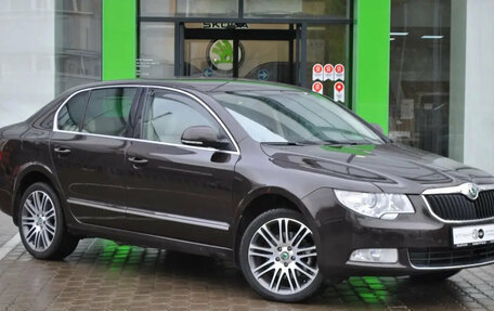 Skoda Superb III рестайлинг, 2013 год, 1 375 000 рублей, 4 фотография