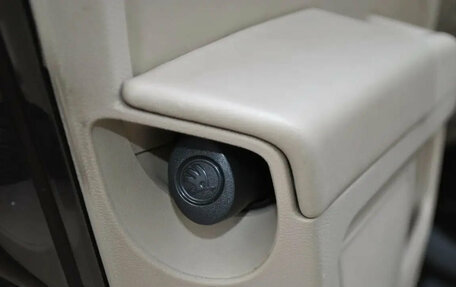 Skoda Superb III рестайлинг, 2013 год, 1 375 000 рублей, 22 фотография