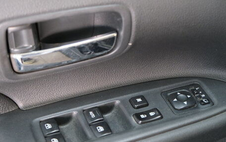 Mitsubishi Outlander III рестайлинг 3, 2018 год, 3 249 000 рублей, 8 фотография