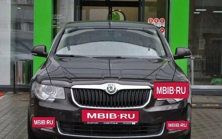 Skoda Superb III рестайлинг, 2013 год, 1 375 000 рублей, 8 фотография