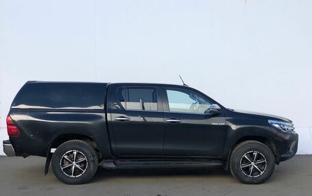 Toyota Hilux VIII, 2018 год, 2 330 000 рублей, 4 фотография