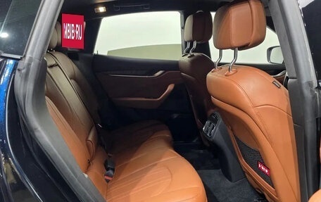 Maserati Levante I, 2022 год, 5 900 000 рублей, 10 фотография