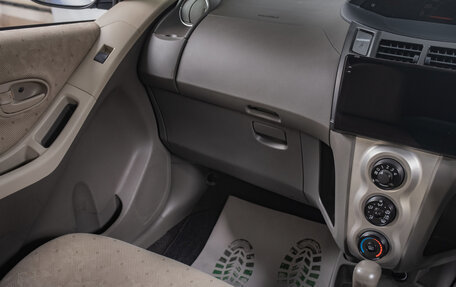 Toyota Vitz, 2009 год, 759 000 рублей, 11 фотография