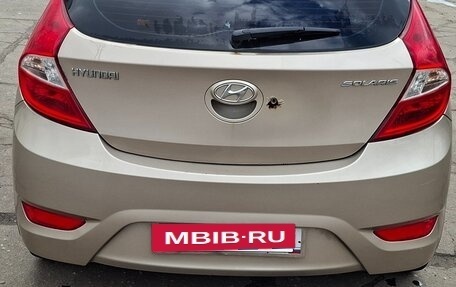 Hyundai Solaris II рестайлинг, 2012 год, 670 000 рублей, 3 фотография