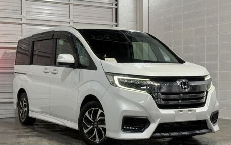 Honda Stepwgn IV, 2020 год, 1 860 000 рублей, 3 фотография