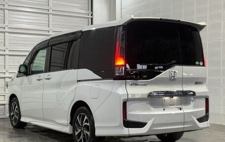 Honda Stepwgn IV, 2020 год, 1 860 000 рублей, 5 фотография