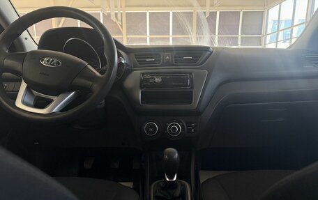 KIA Rio III рестайлинг, 2013 год, 650 000 рублей, 9 фотография