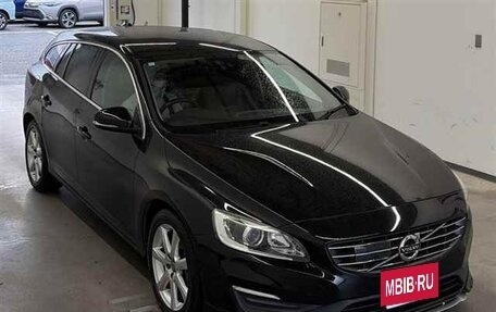 Volvo V60 I, 2016 год, 1 150 000 рублей, 2 фотография